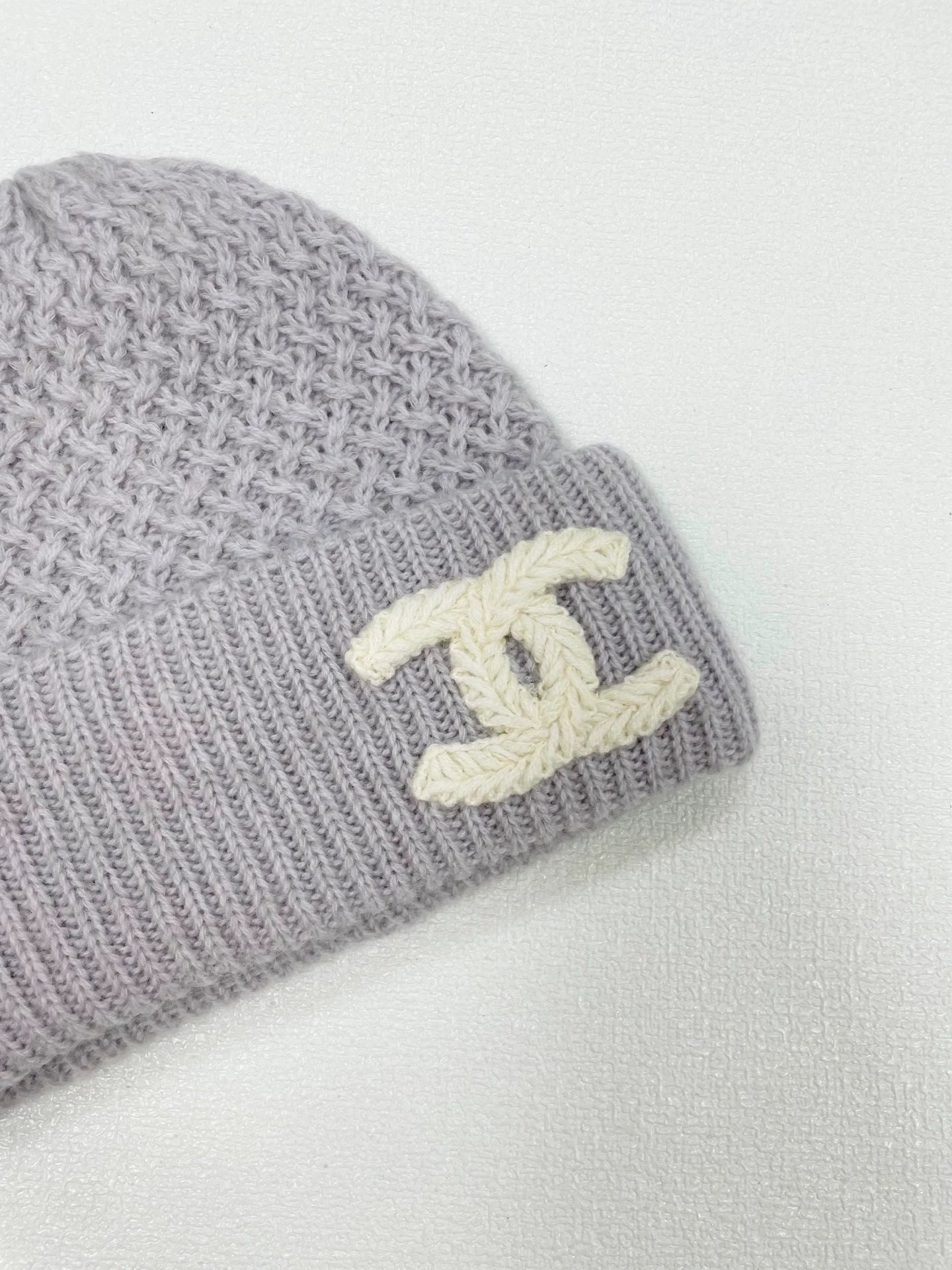 C logo knitted cold hat