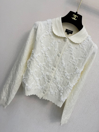 White knitted cardigan