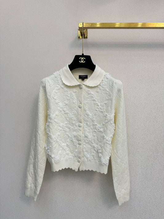 White knitted cardigan