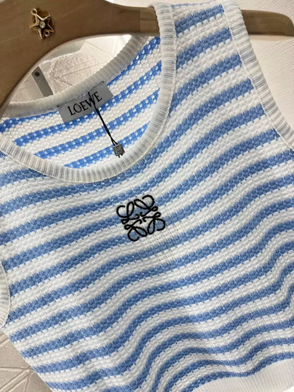 25 Spring and Summer New Contrast Stripe Embroidery Knitted Vest