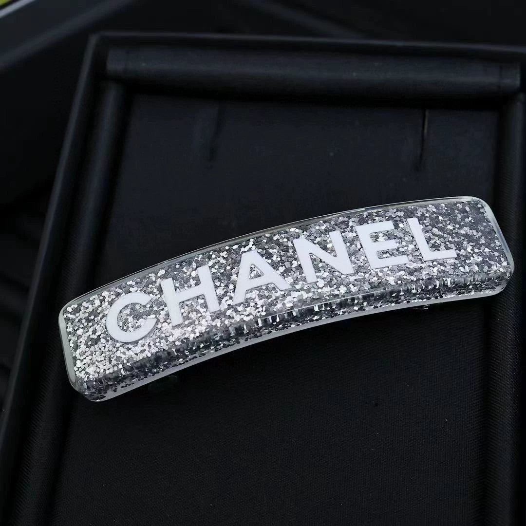 Double C silver glitter hair clip
