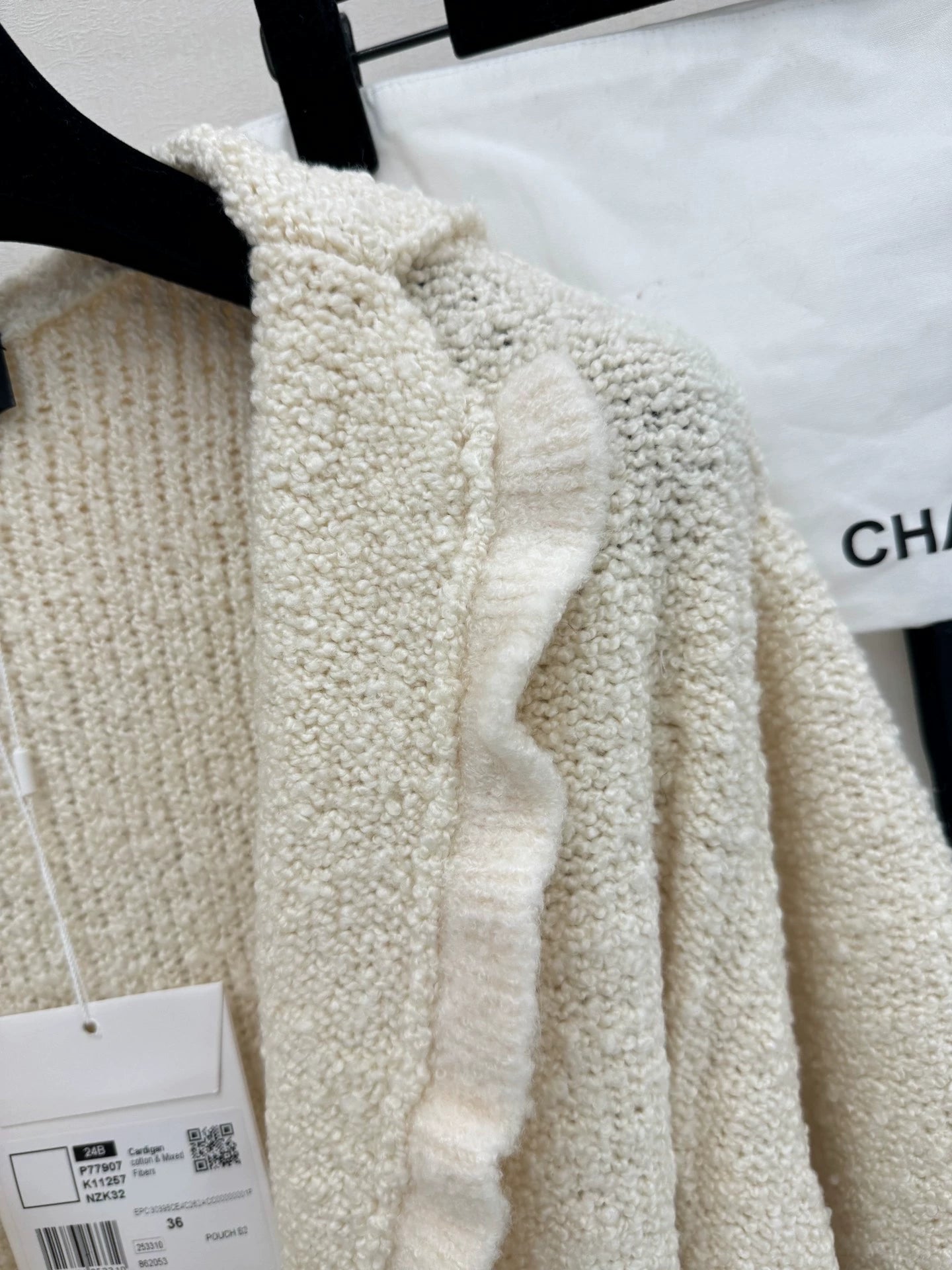 Black fungus edge knitted cardigan