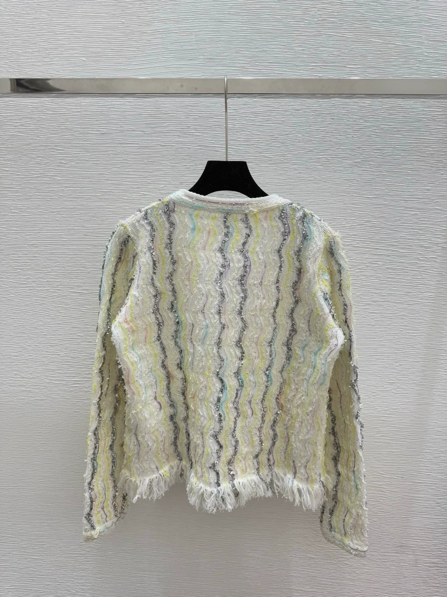 25fw Knitted cardigan with patterns
