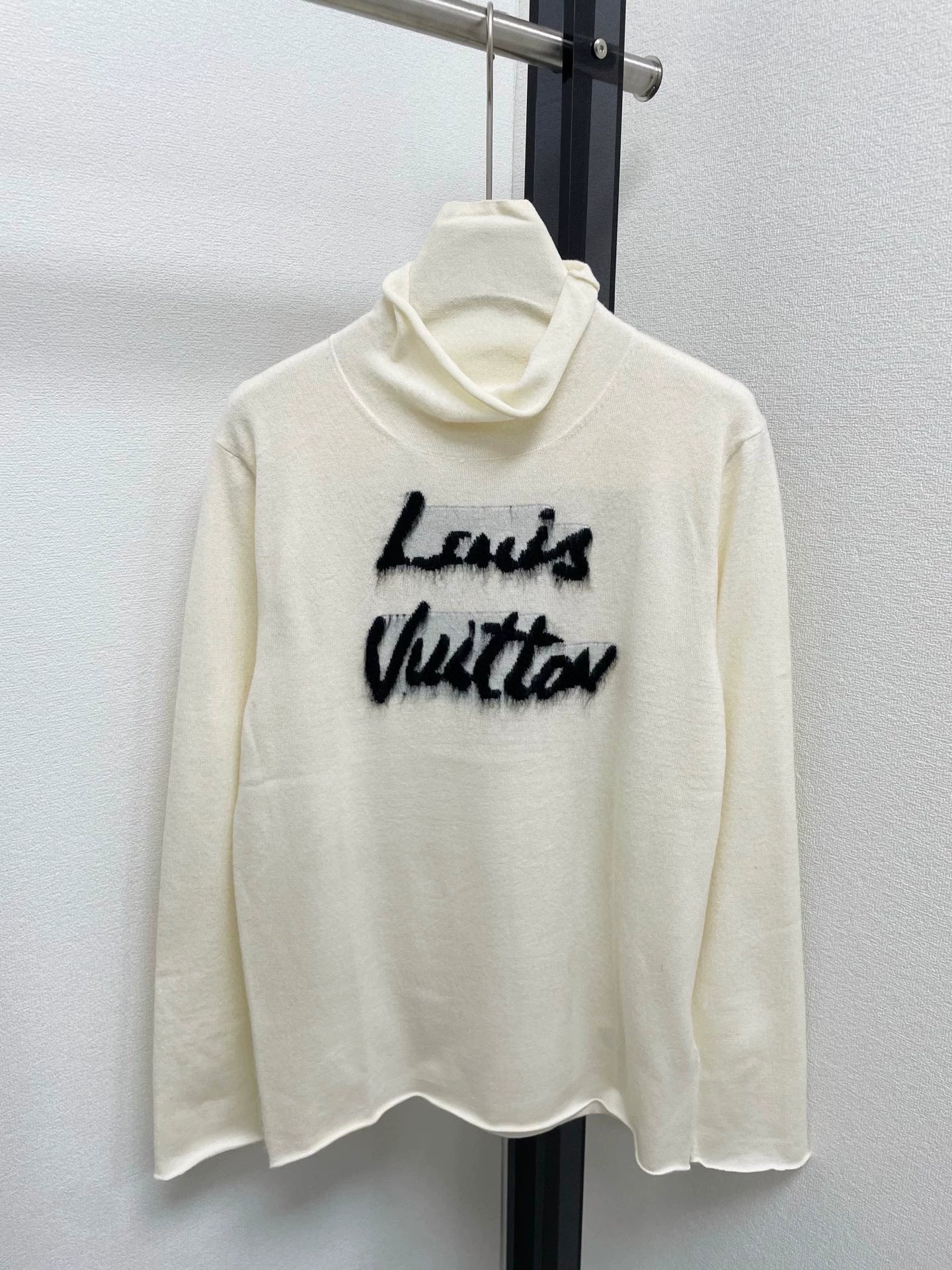 25fw Half high neck knitted sweater