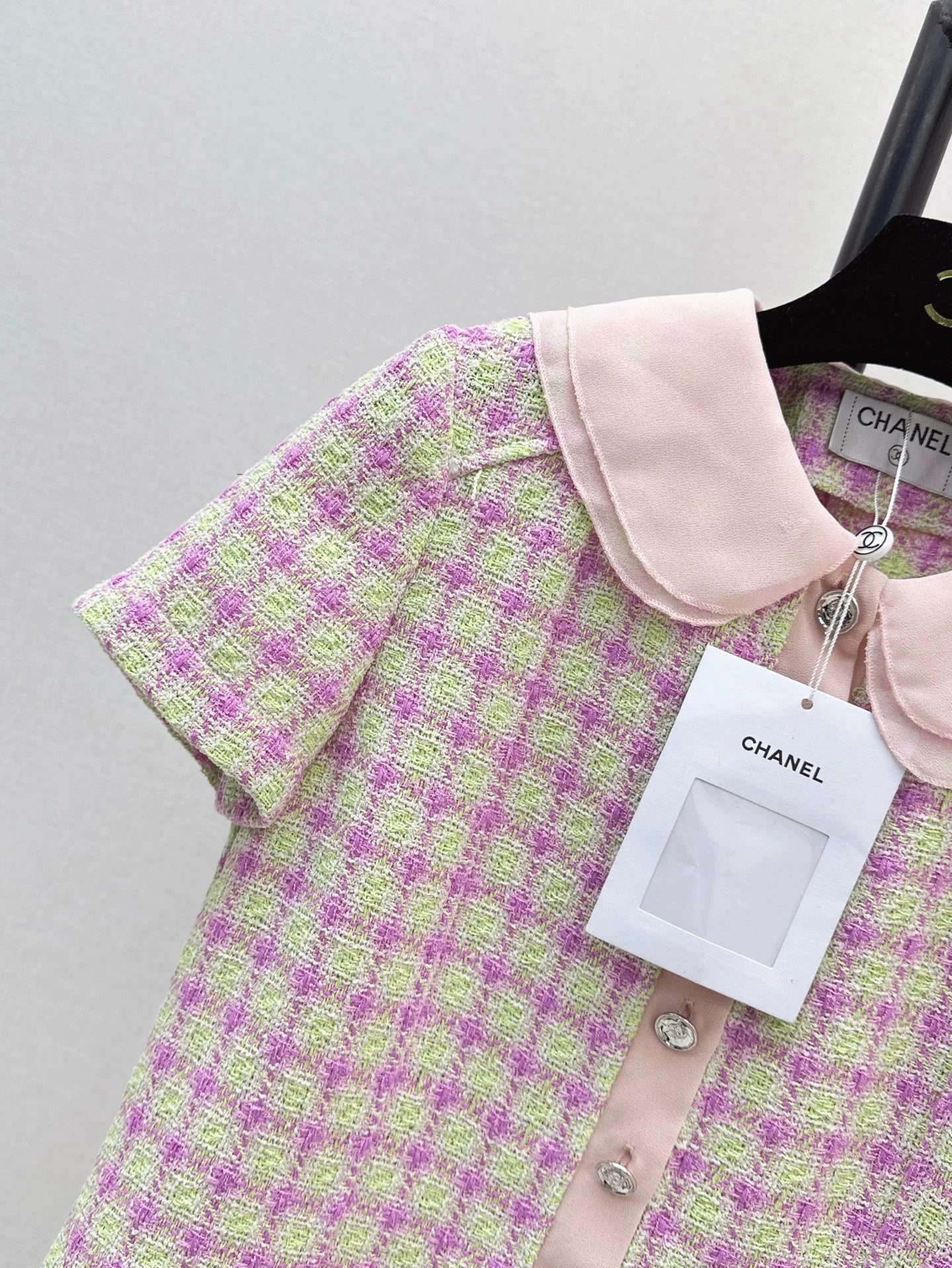 25fw Pink short sleeves with doll collar