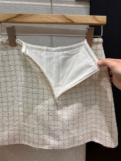 Chinese style buckle set