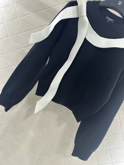 Pullover bow knitted sweater