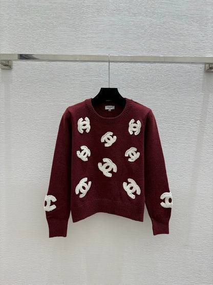 Towel embroidered logo sweater