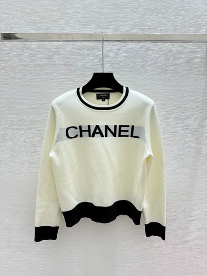 25fw Black and white color blocked knitted sweater