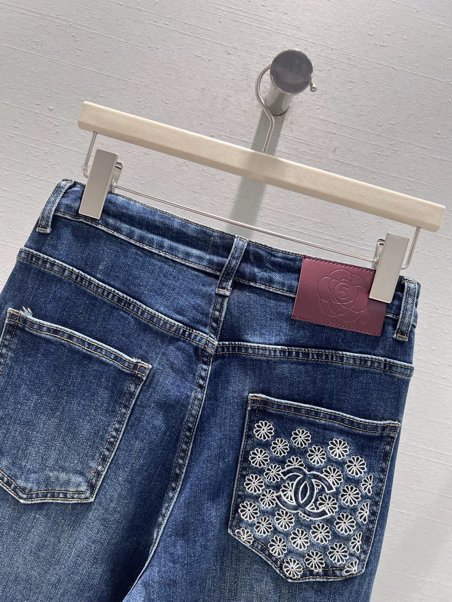 Double C jeans