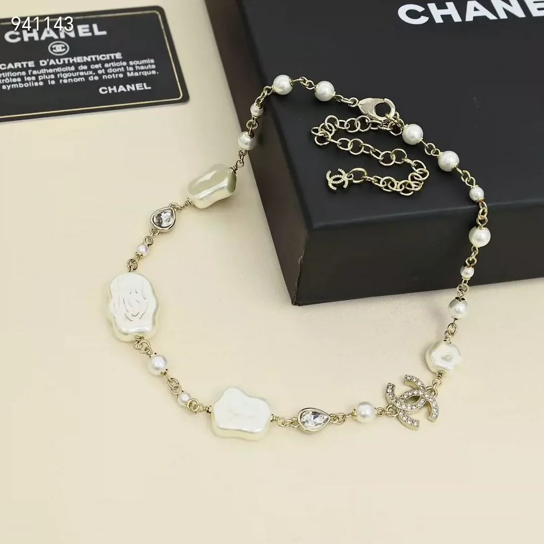 Cloud Resin Pearl Double C Necklace