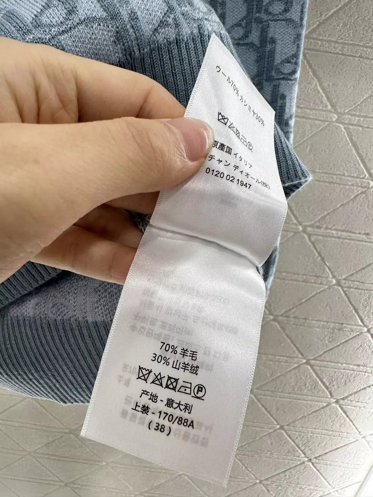 25fw Knitted hooded sweater