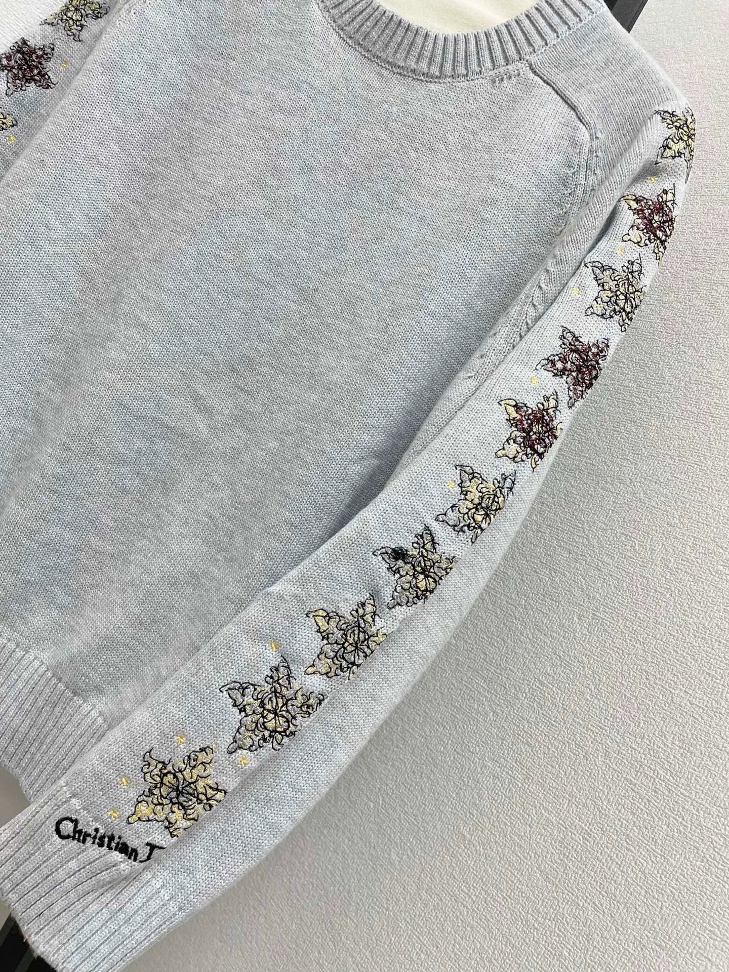 25fw new embroidered sweater