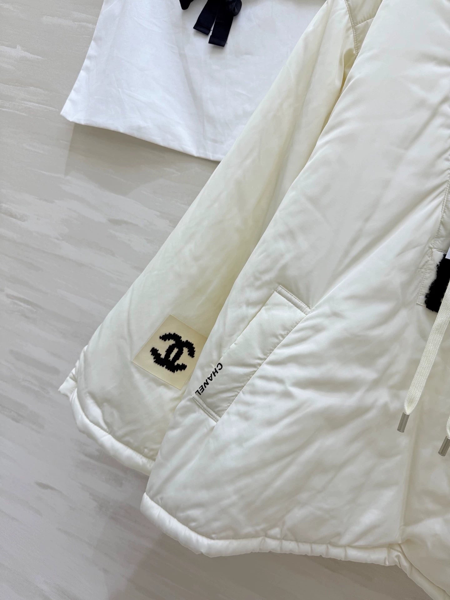 Hooded drawstring down cotton jacket