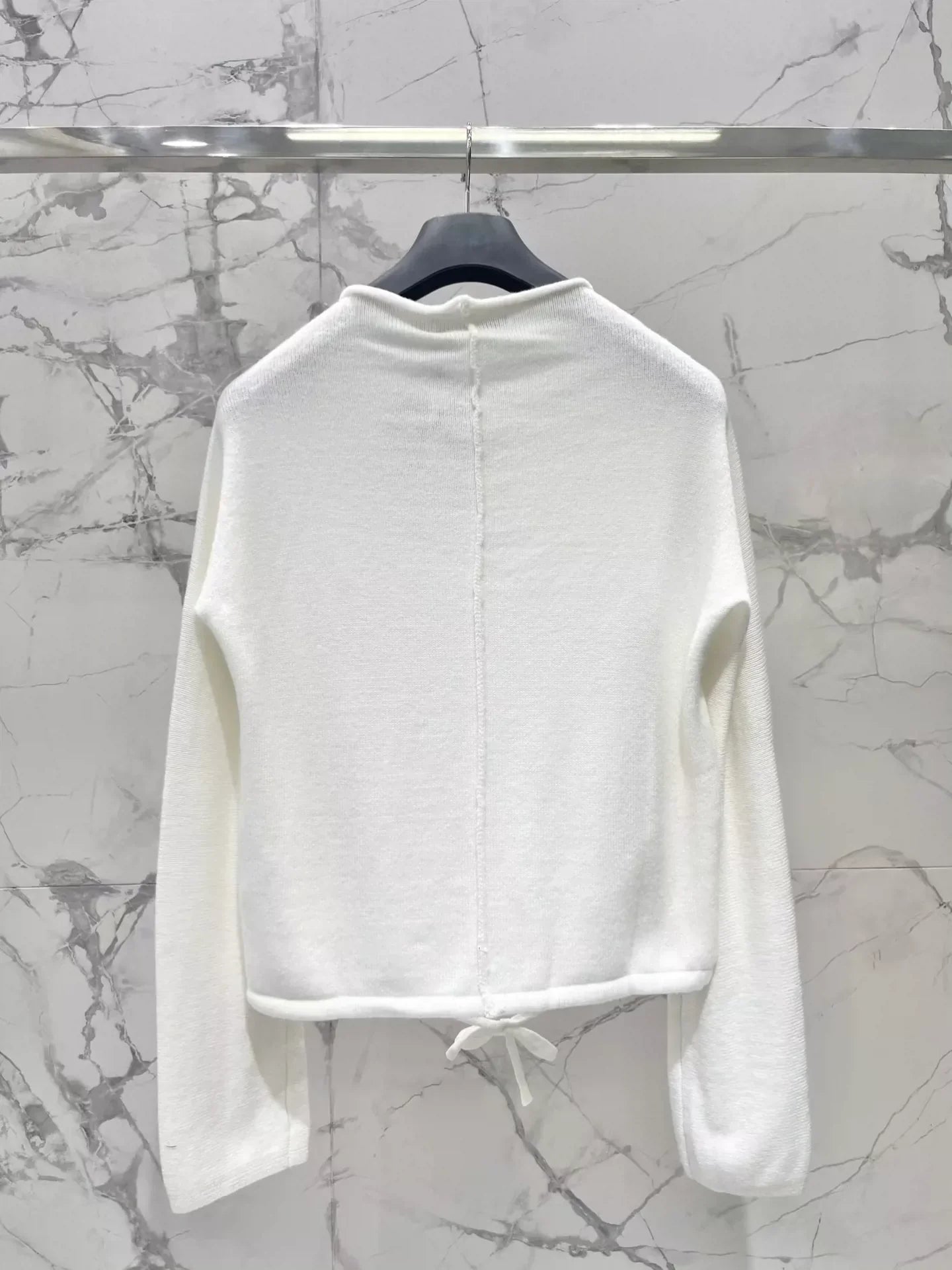 25fw One shoulder knitted long sleeved top