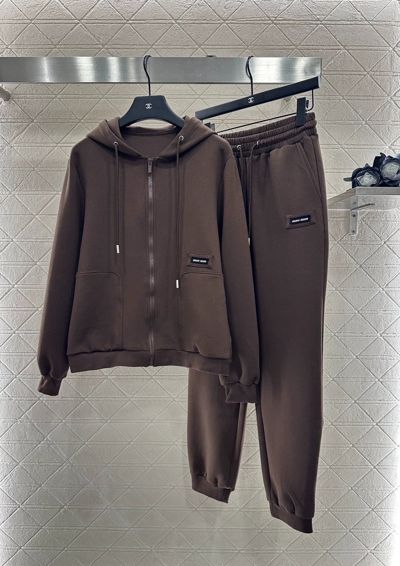 25fw Hooded jacket and pants set