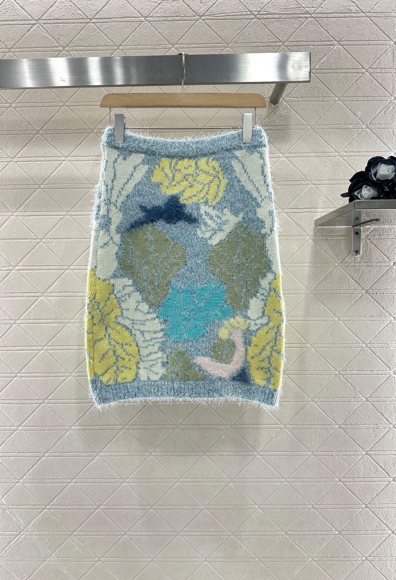 25fw Seahorse fur cardigan and skirt set