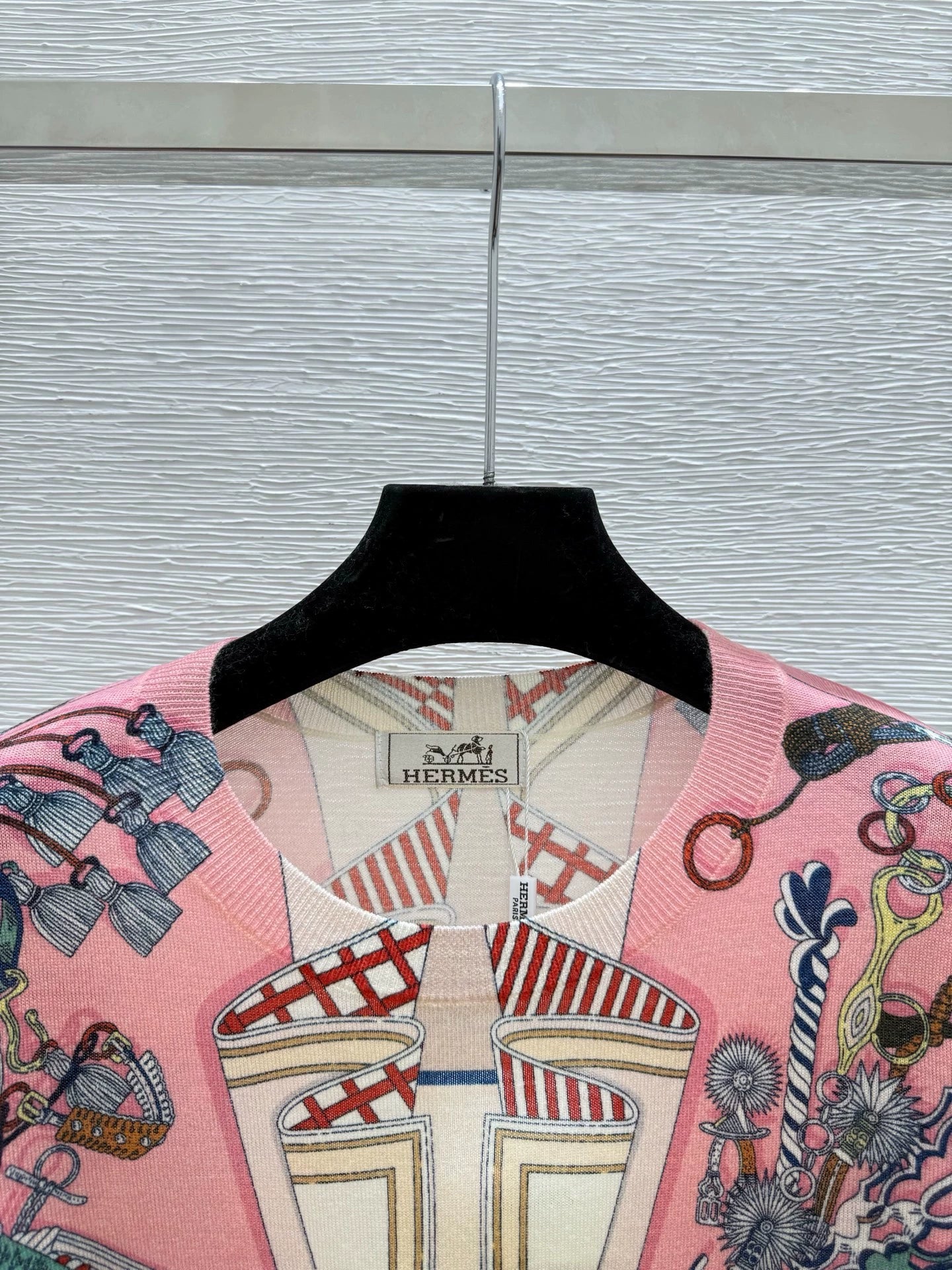 Pink wool printed top