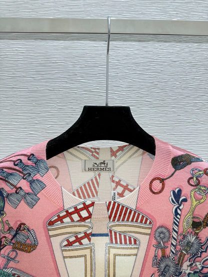 Pink wool printed top