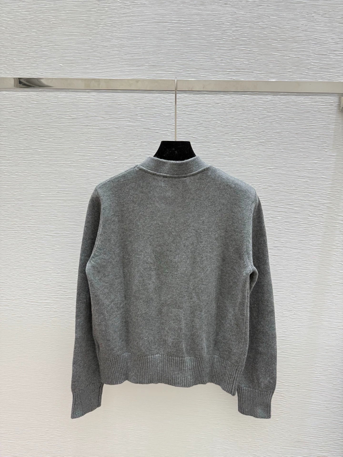 25fw Grey Knitted Cardigan