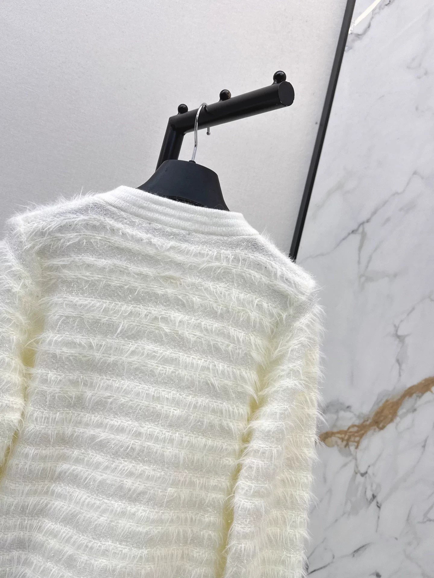 Patchwork fuzzy design knitwear