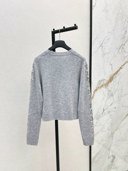 25 Sleeves, flowers, plants, embroidery, cashmere sweater