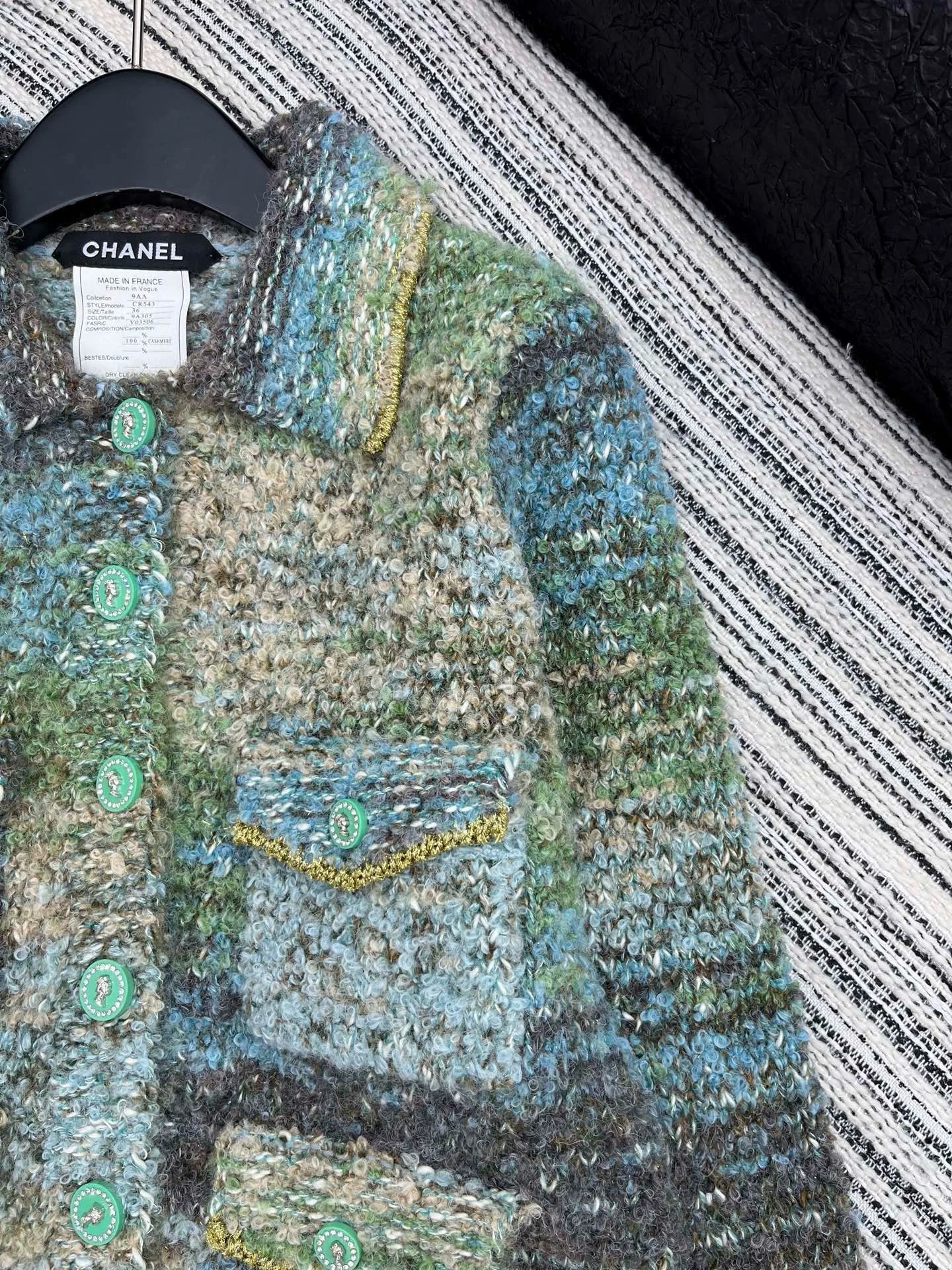 Diamond button lapel jacket