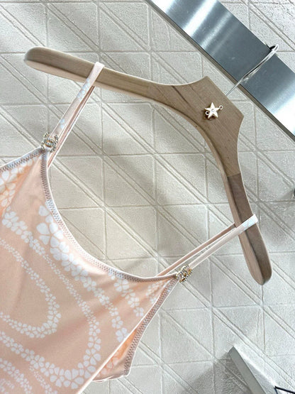 25 New Printed Halter Swimsuit