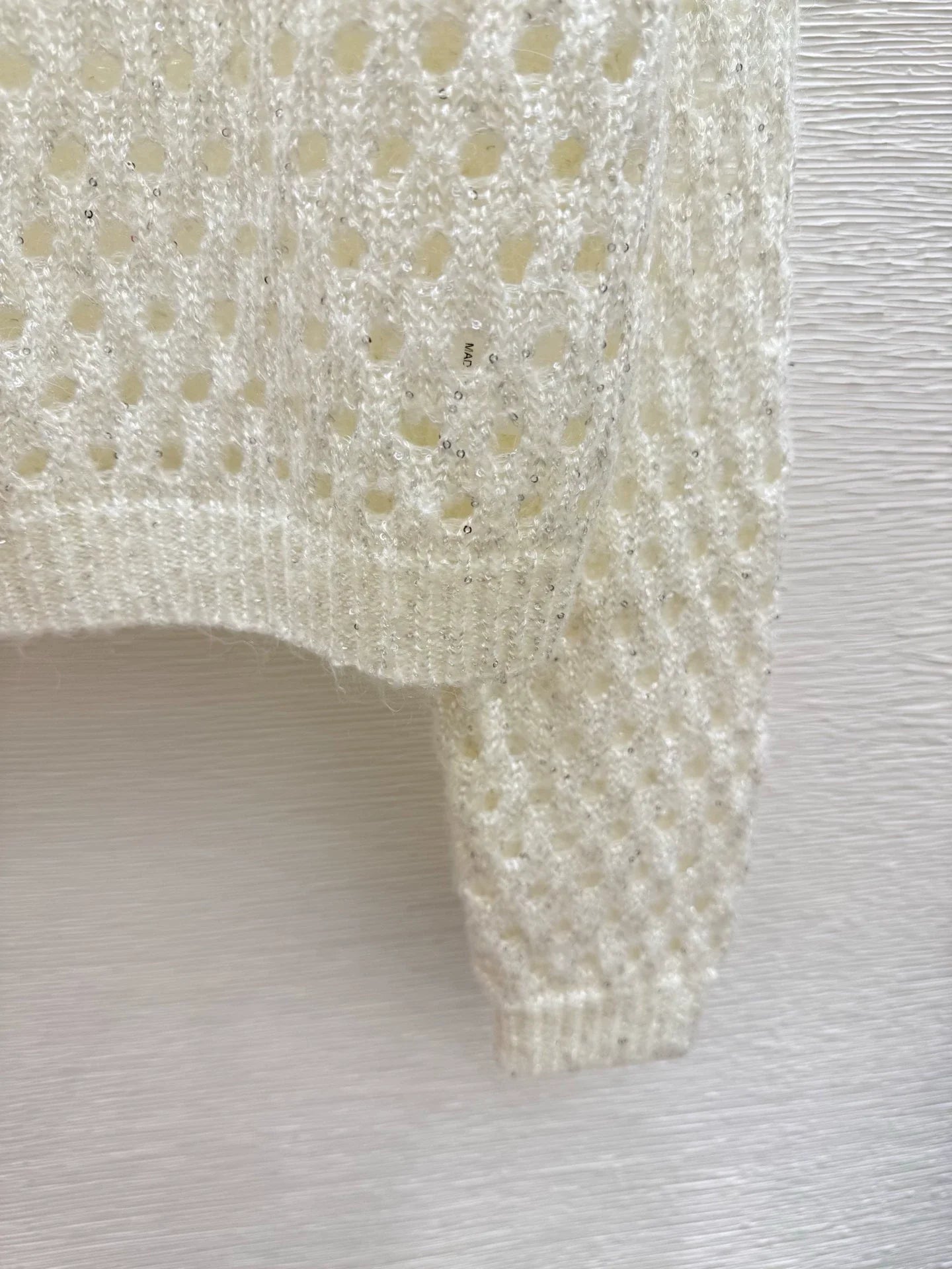 25fw Hollow knit sweater