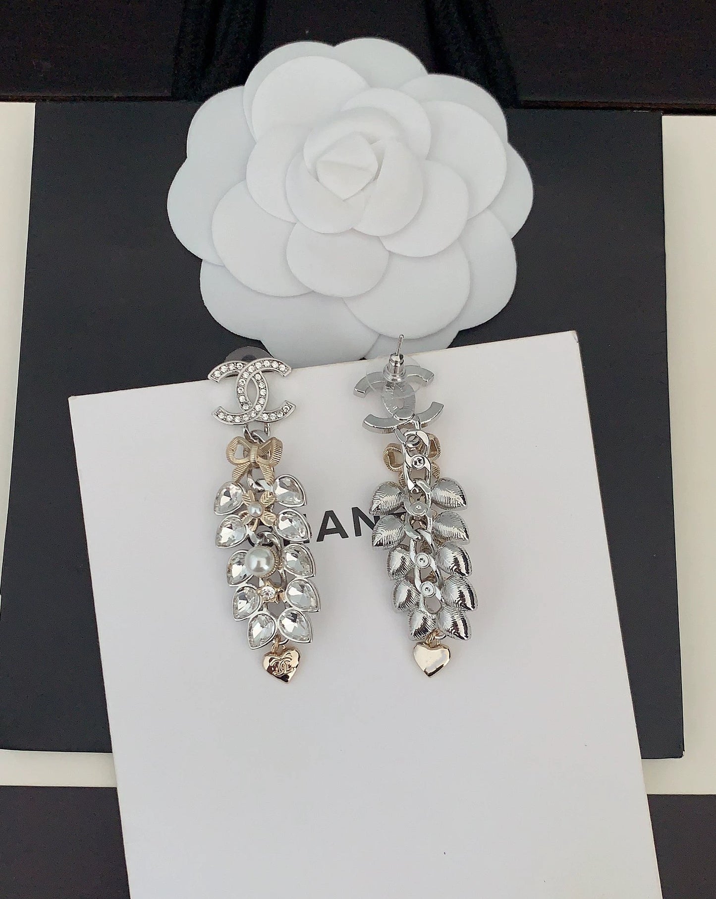 Double C wheat ear clip