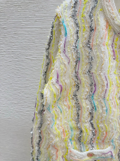 25fw Knitted cardigan with patterns