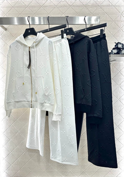 25fw Embossed hooded set