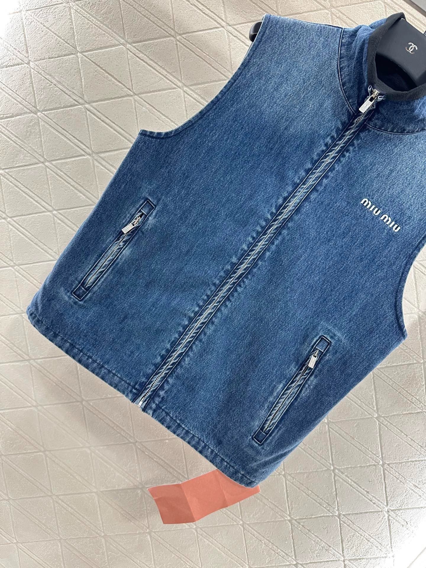 25fw Cowboy fleece vest