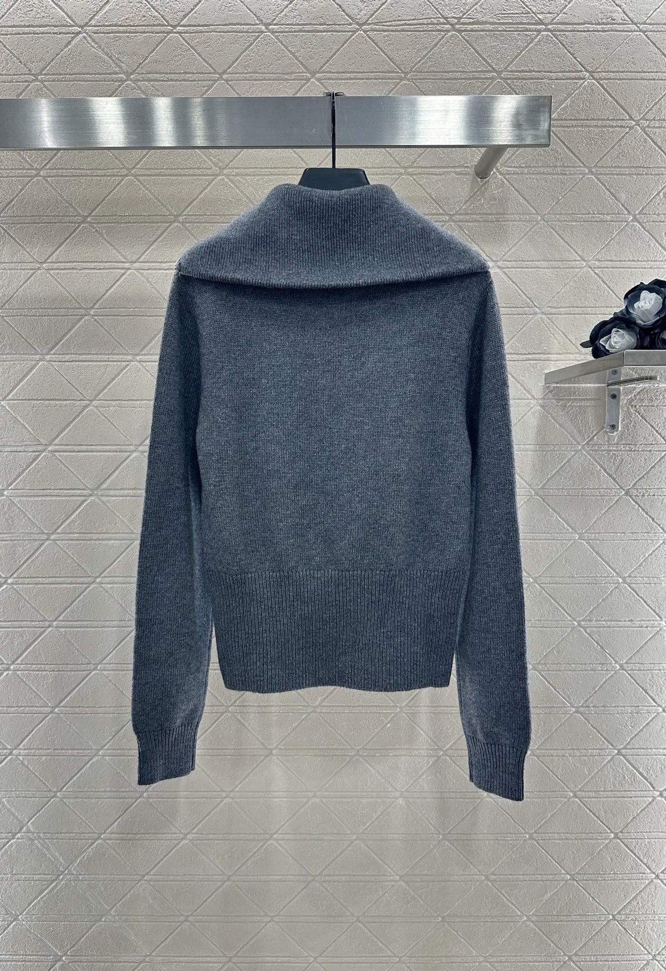 25fw Zipper lapel knit top