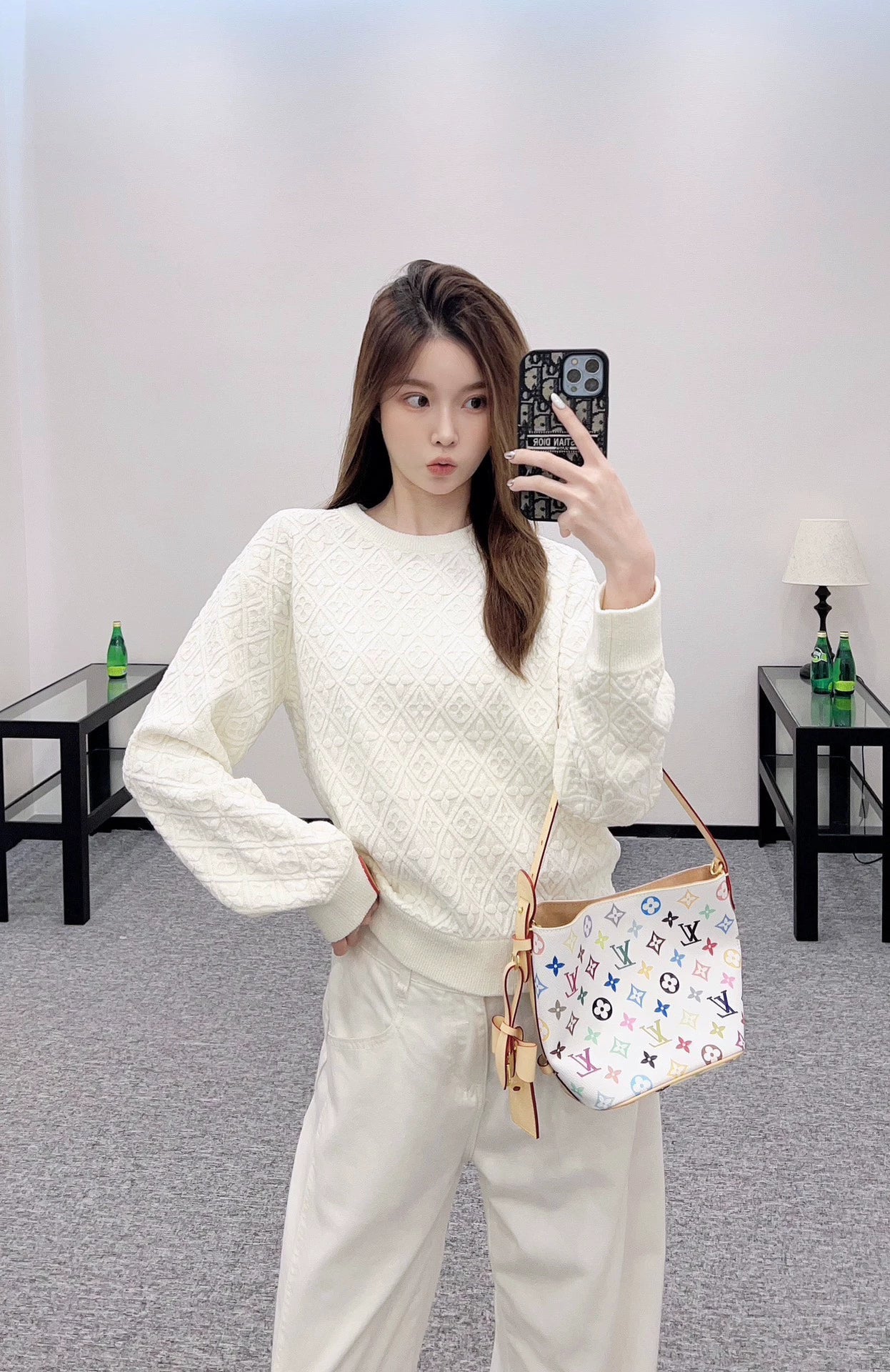 25 Sanhua diamond grid pullover sweater