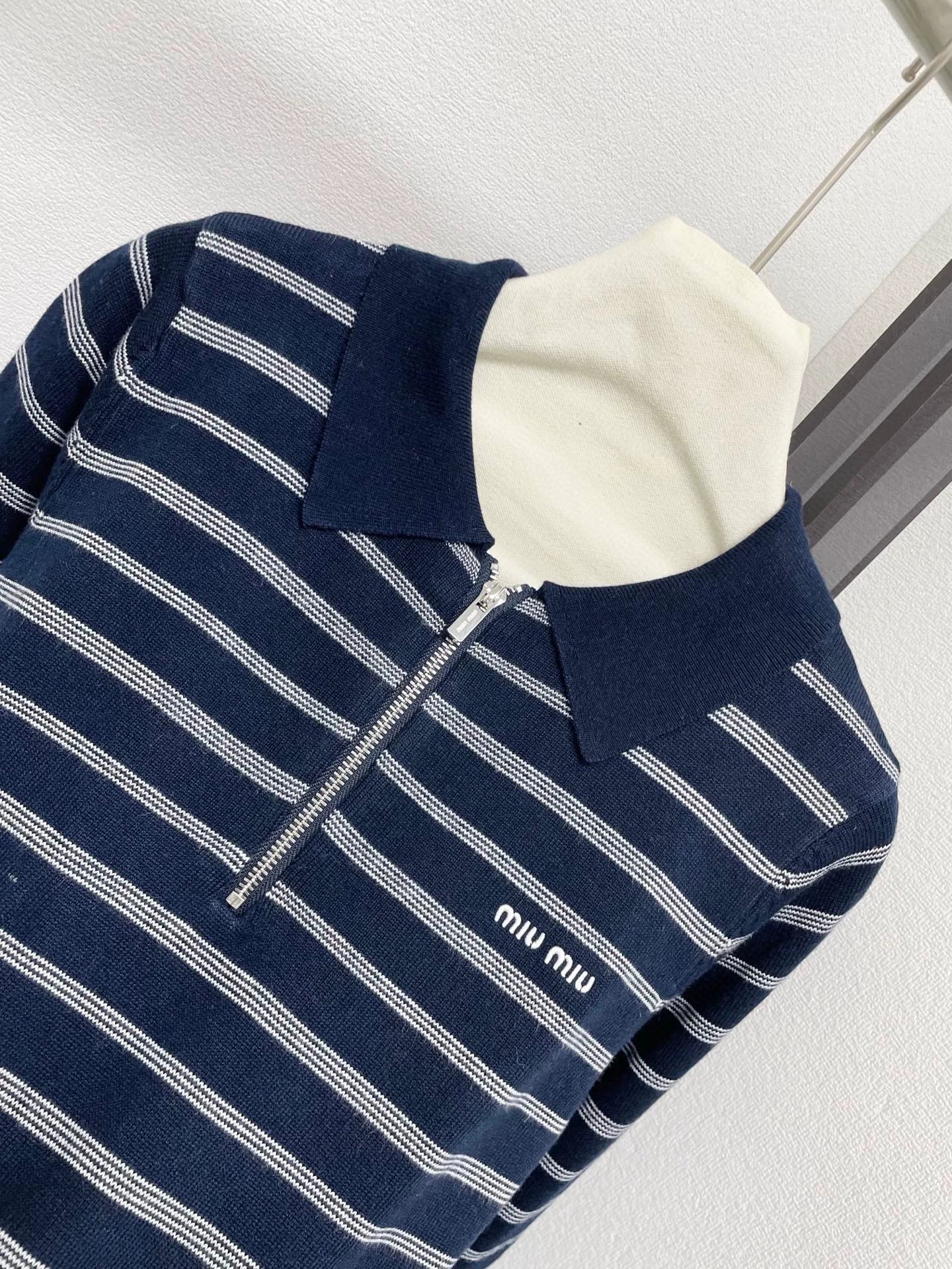 25fw Striped lapel knit sweater