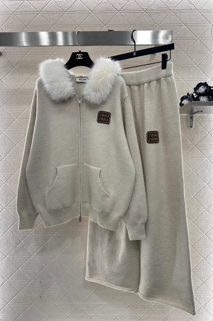 Fur-trimmed zip-up knit set