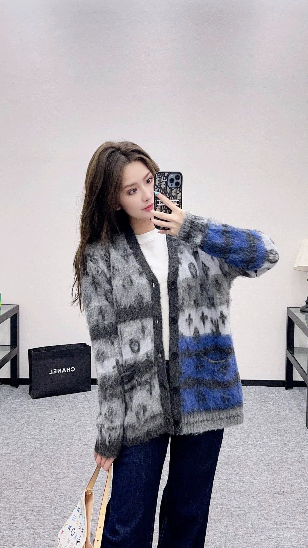 25fw Jacquard contrasting mohair cardigan