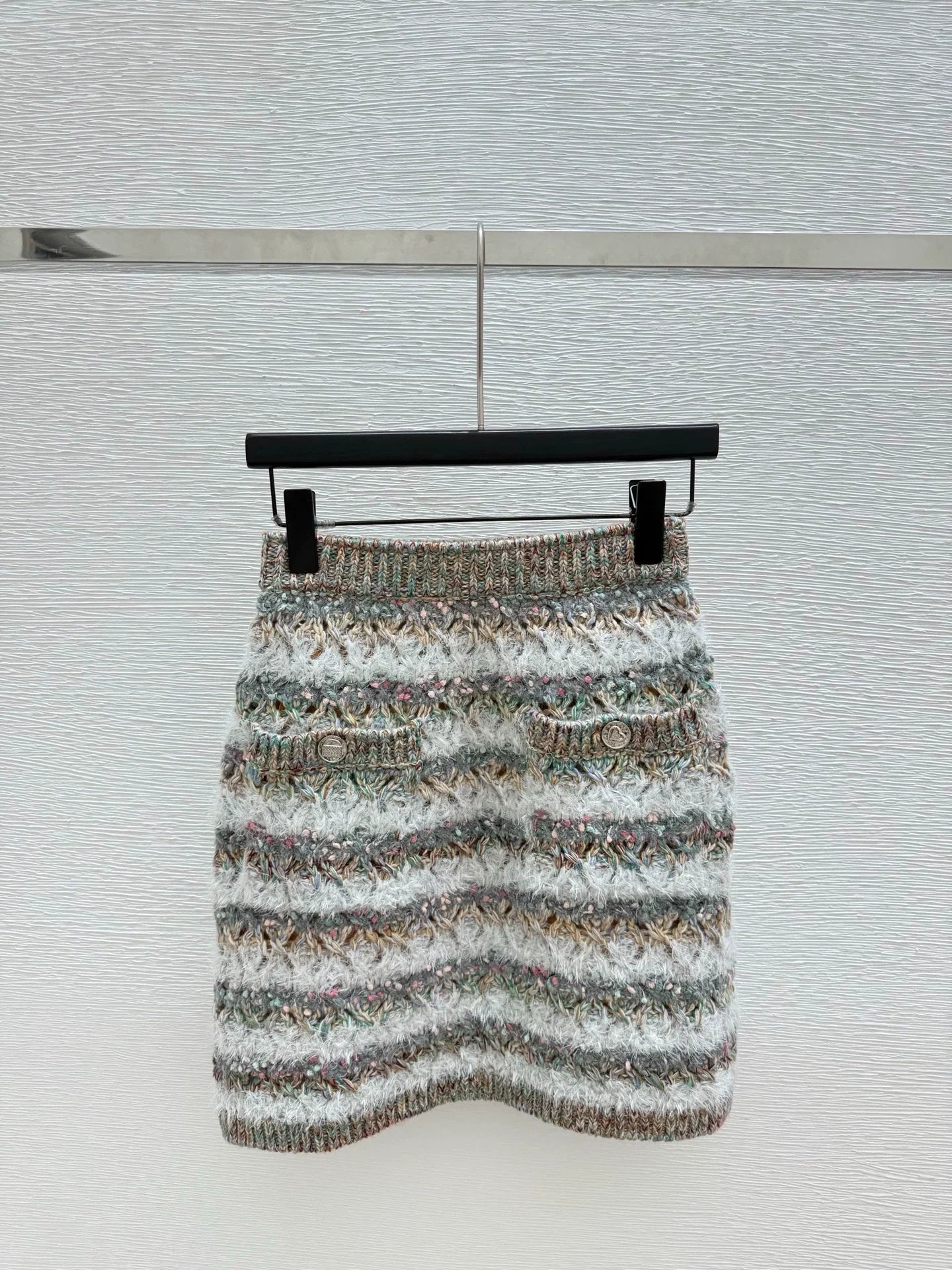 25b Knitted Half Skirt with Mixed Yarn and Stripes
