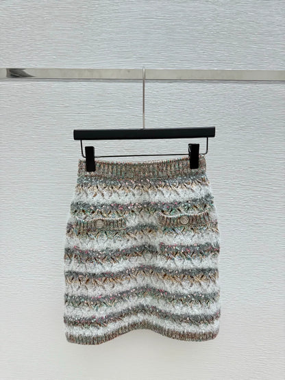 25b Knitted Half Skirt with Mixed Yarn and Stripes