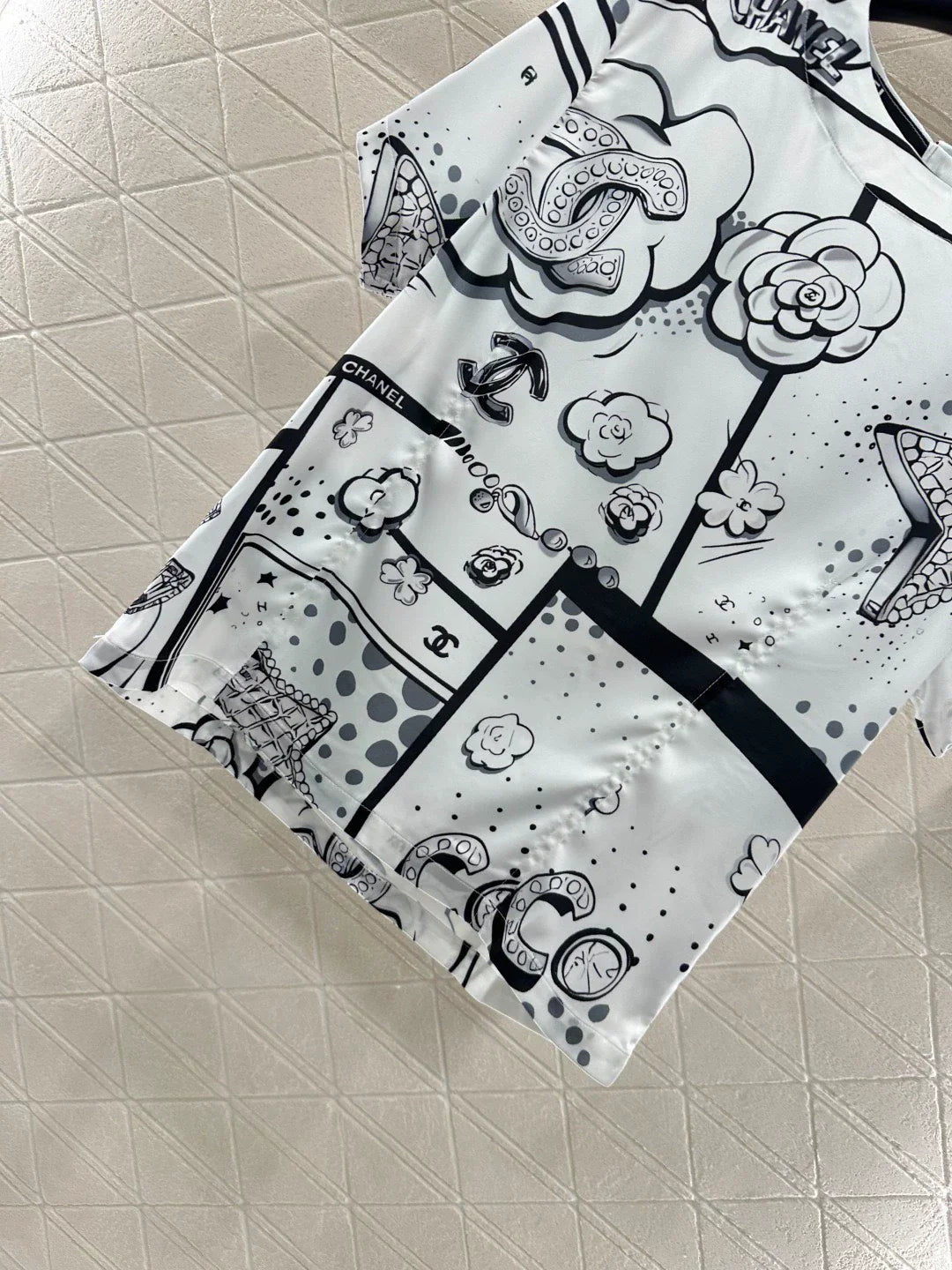 25fw Camellia round neck short sleeved shirt