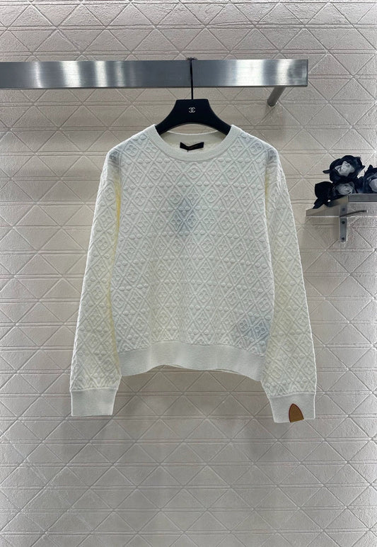 25 Sanhua diamond grid pullover sweater