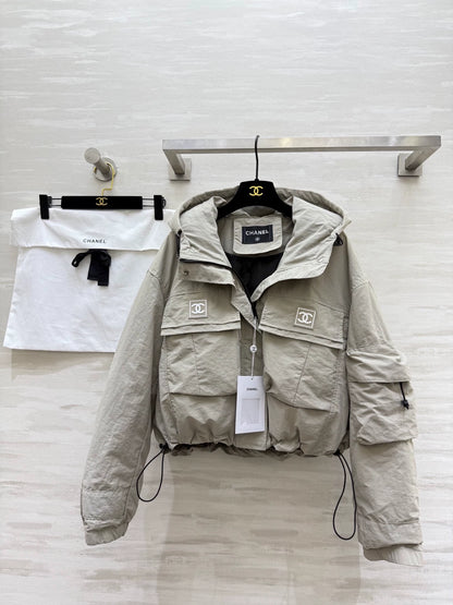 Hooded drawstring down jacket