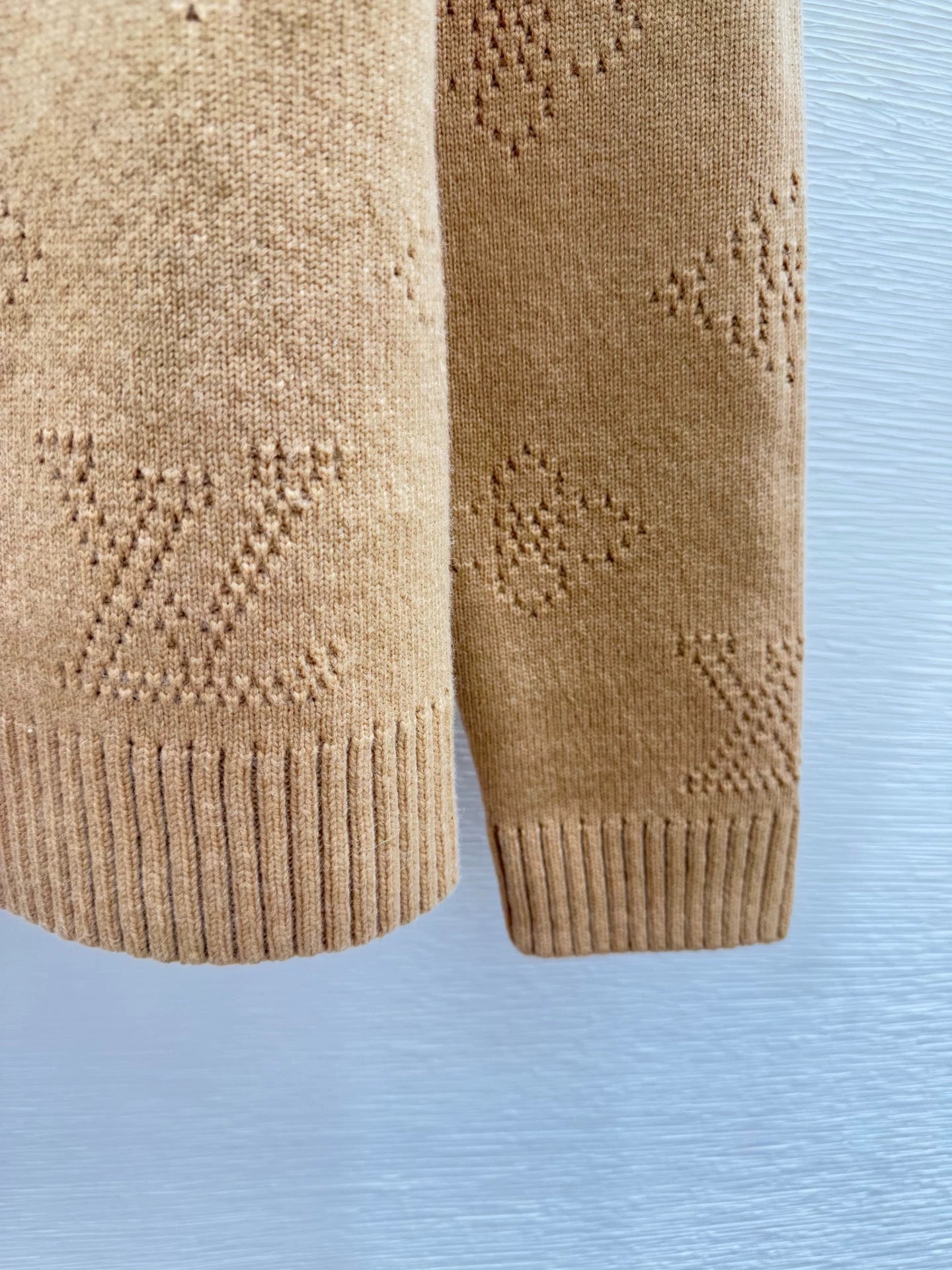 25fw Double breasted knitted cardigan