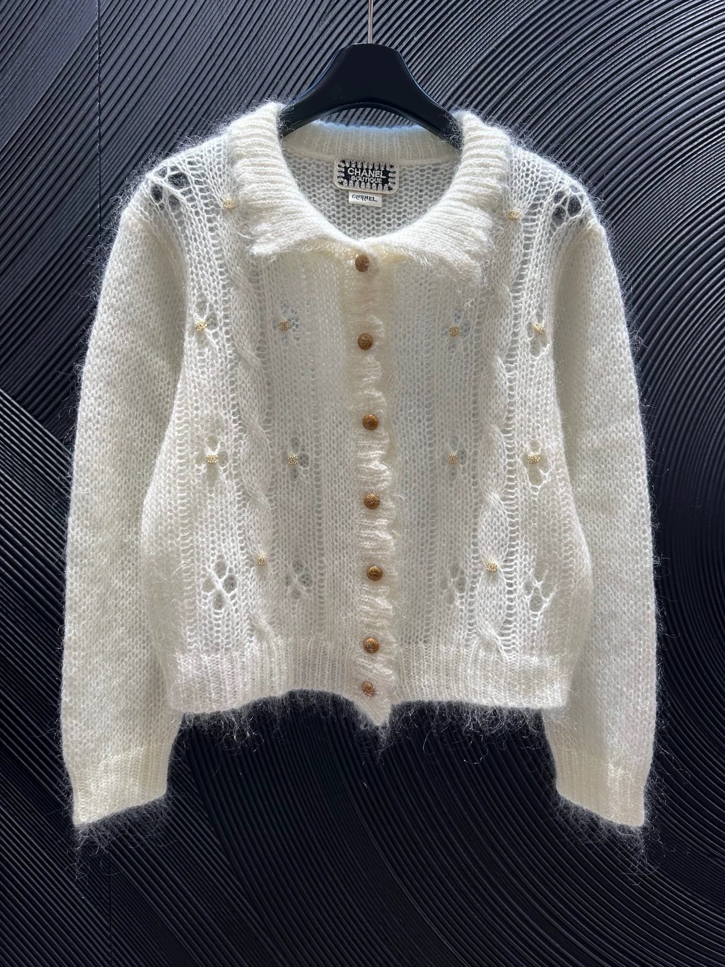 Buckle nail bead lapel sweater