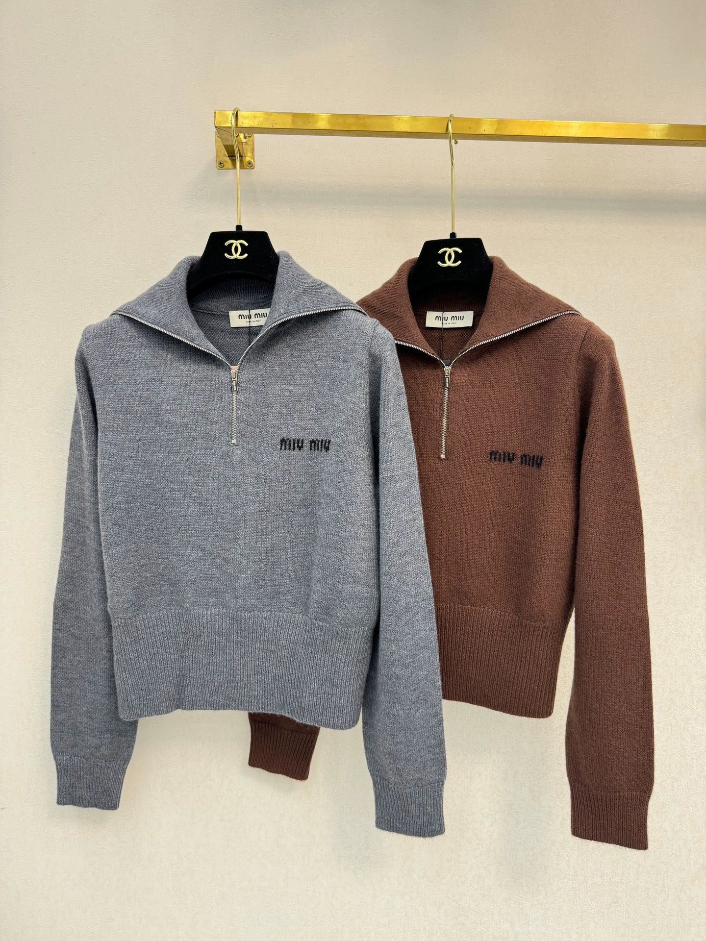 Half zipper knitted sweater