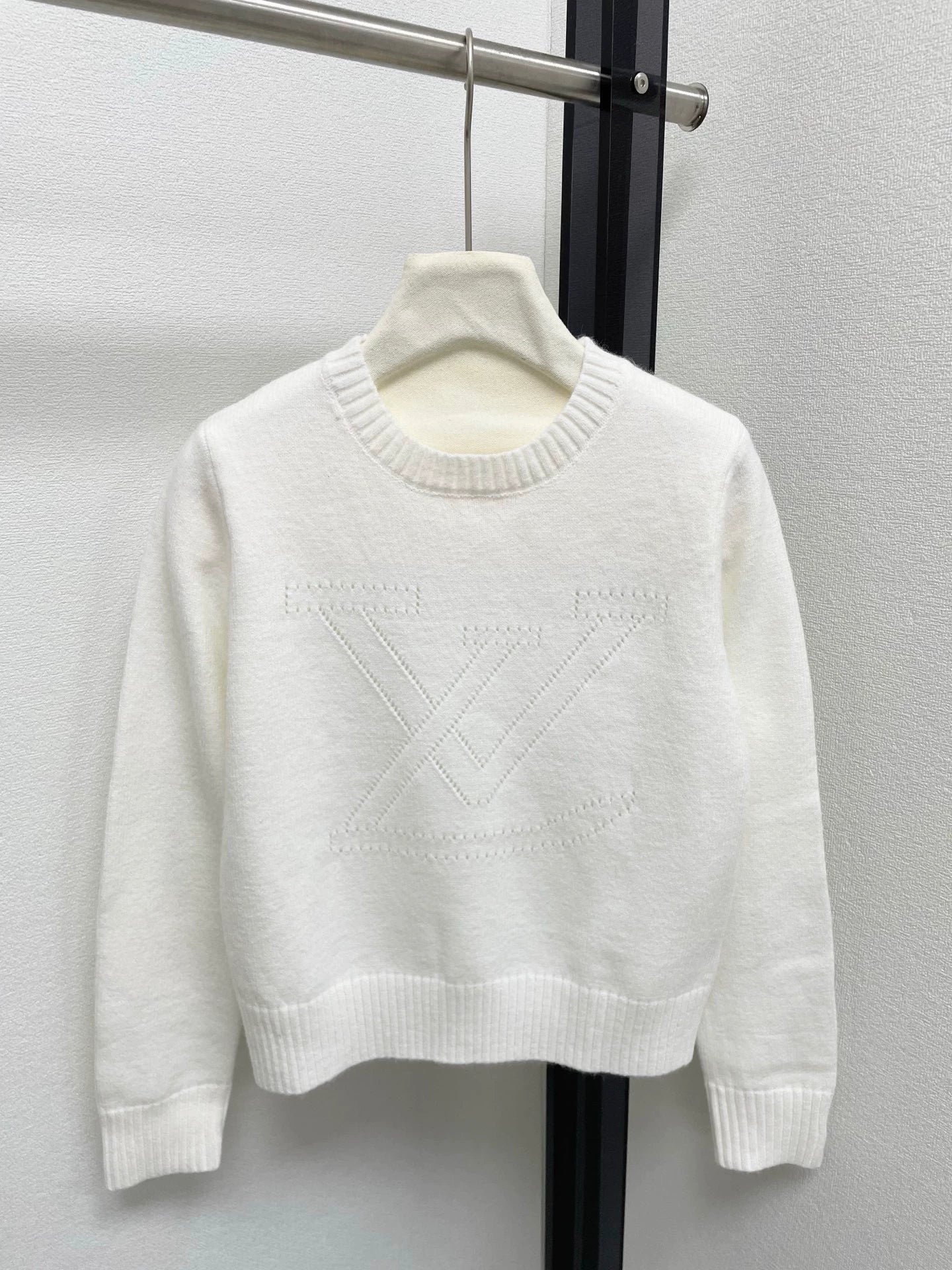 25fw Hollow letter pit striped sweater