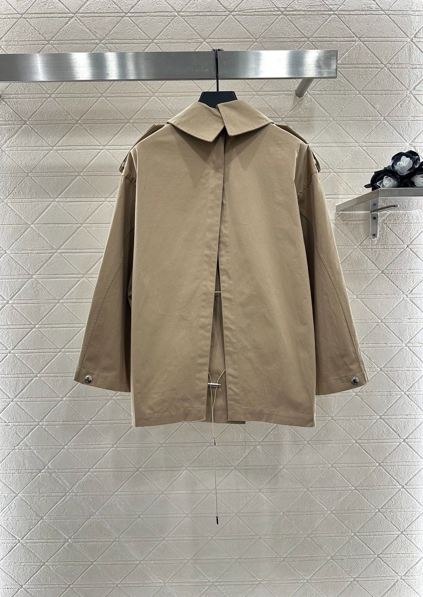 25fw Cape trench coat