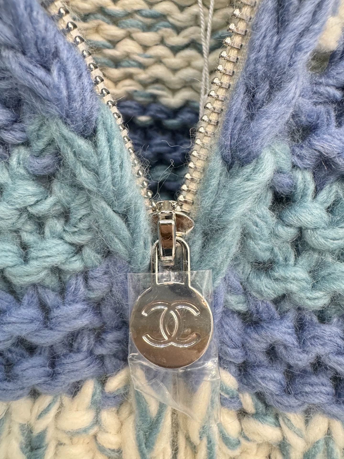 Contrast striped logo cardigan