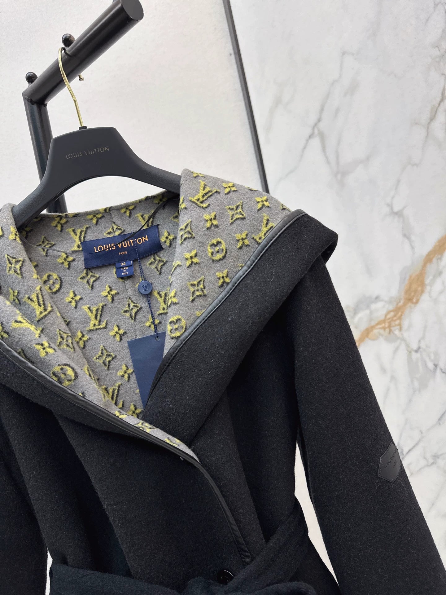 Double sided wearable classic short hooded coat